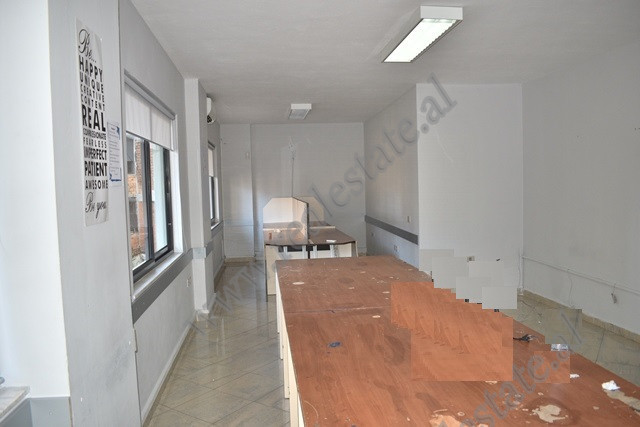 Office for rent close to Dibra Street in Tirana.

It is situated on the 2-nd floor of a new buildi